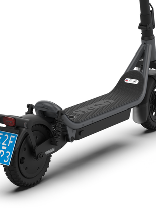 Pure Air6 Pro Elektrische Step met Kenteken