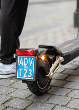 NAVEE ST3 Pro NL Elektrische Step met Kenteken